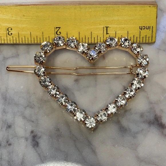 NWT Large 2.5” Golden Heart Hair Clips (2) - Picture 4 of 4